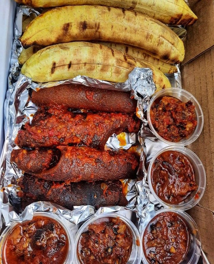 Bole & Sauce (10 Roasted Plantain with two gizard and 1 fish) – Abuja Bulk Order